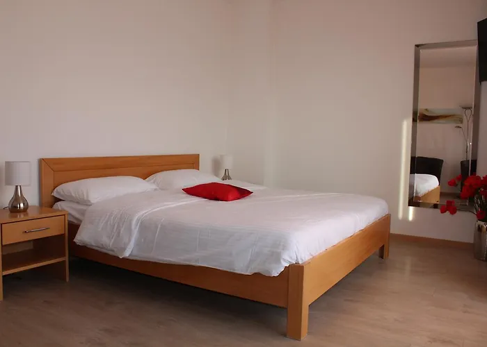 Отель Casa Annita Локарно